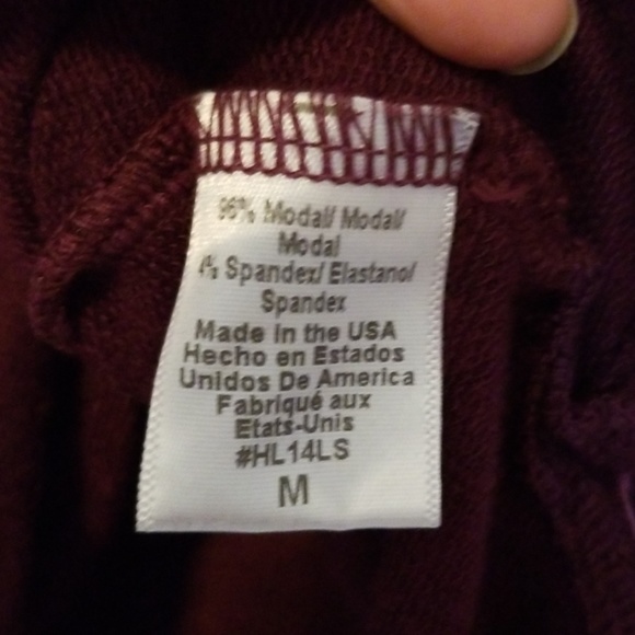 Two Tone Purple Striped Beyond Yoga Top - Picture 4 of 4